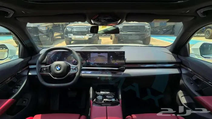 2025 BMW 5-SERIES 520i 2.0T RWD GCC 0Km ضمان الوكيل 8