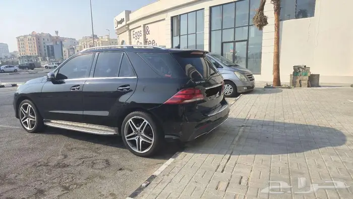 مرسيدس GLE 500   موديل 2016   فل كامل AMG   وارد الجفالي 38