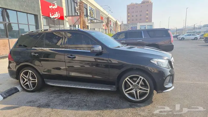 مرسيدس GLE 500   موديل 2016   فل كامل AMG   وارد الجفالي 52