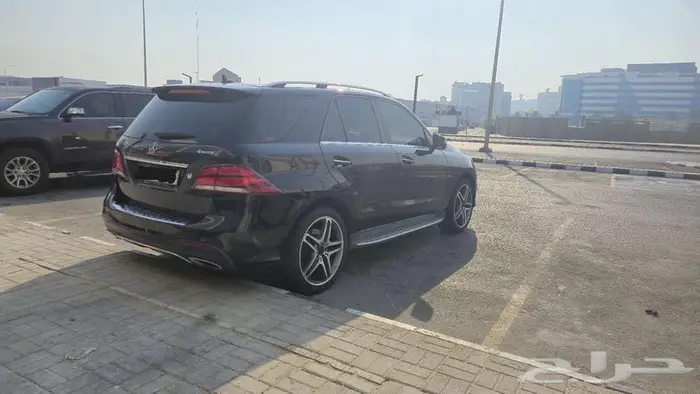 مرسيدس GLE 500   موديل 2016   فل كامل AMG   وارد الجفالي 33
