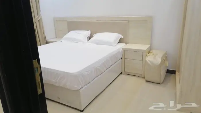 شقق موثثة حي ظهرة لبن غرفتين وصاله 3600 3