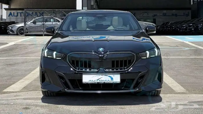 2026 BMW 5-SERIES 520i M MILD-HYBRID GCC 0Km ضمان الوكيل 2