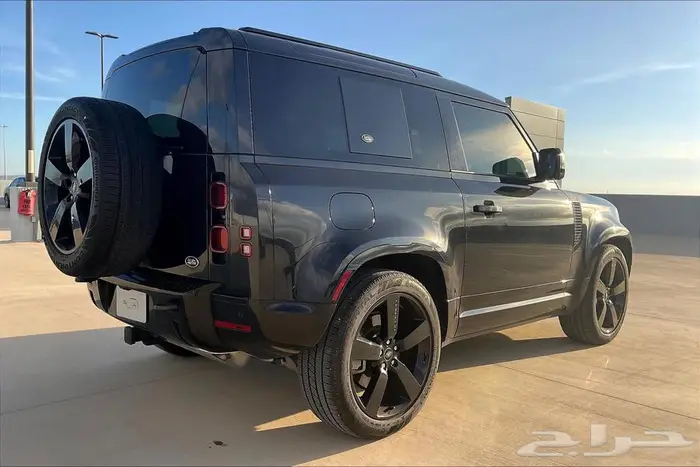 ديفندر 90 2022 V6 HSE من الوكالة قسم المستخدم لقطة 3