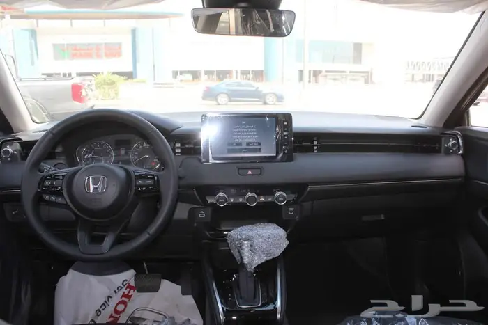 هوندا HR-V نص فل LX م2025 13