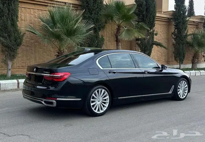 بي إم دبليو 2017 740Li سعودي 6