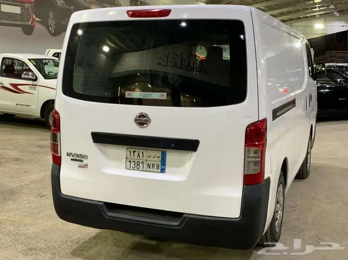 فان نيسان اوربان ديزل 2020 5