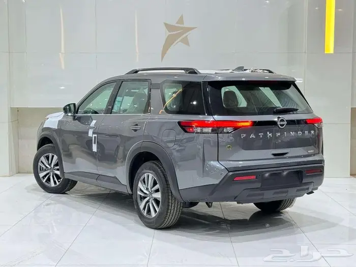 نيسان باثفندر 2024 دبل 7 مقاعد ستاندر 5