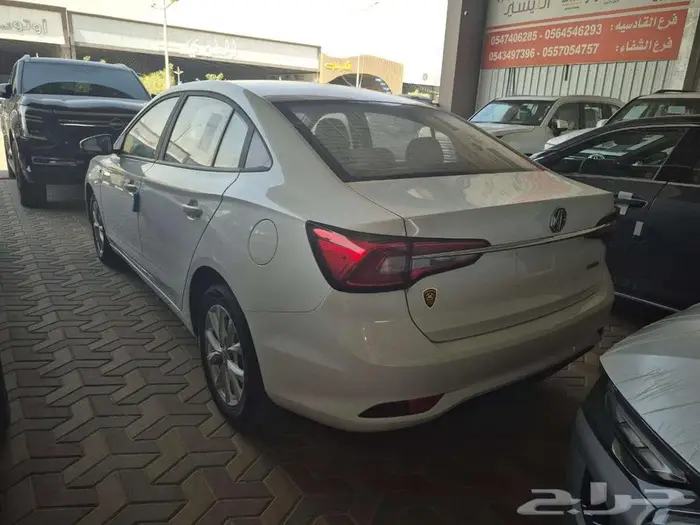 ام جى 5 استندر 2025 1