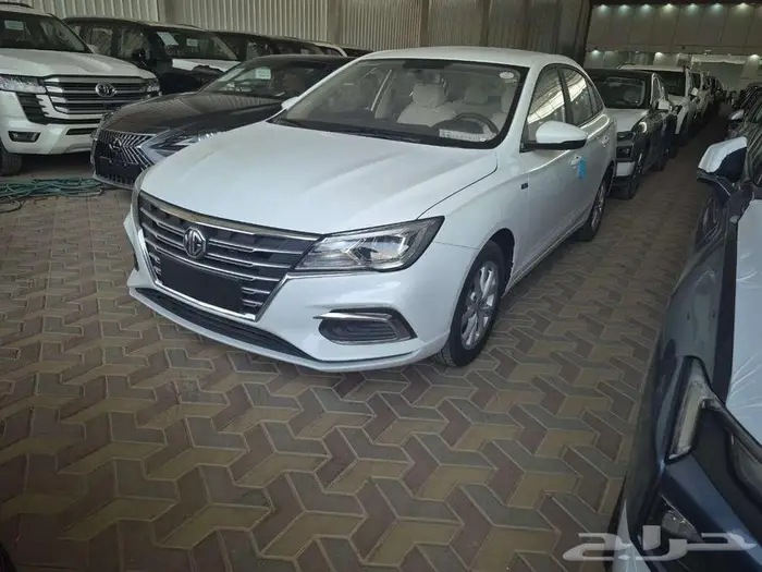 ام جى 5 استندر 2025 12