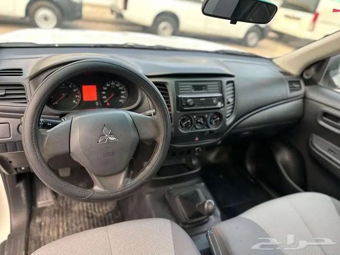 متسوبيشي غمارة L200 موديل 2019 بنزين تم البيع 7
