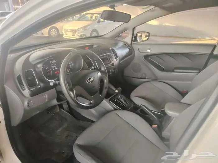 كيا سيراتو 2017 9