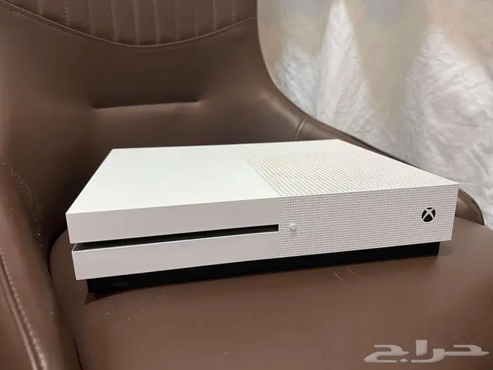 اكس بوكس ONE S واحد تيرا مستعمل 5