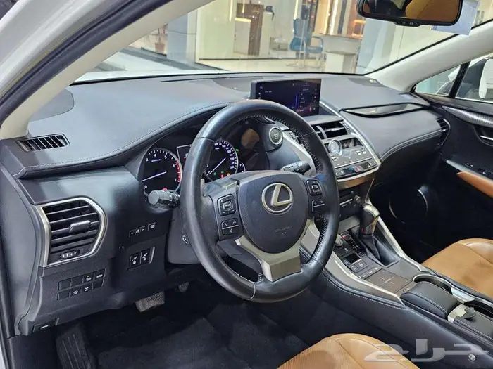 لكزس NX300 - موديل 2019 فل كامل ( بلاتينيوم DD أعلى فئه ) 12