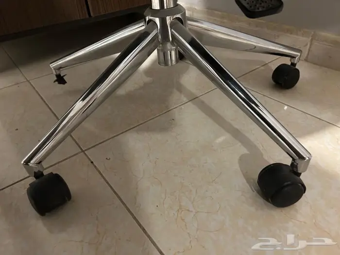 مكتب من 4 قطع 3