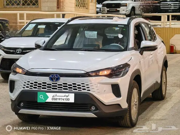 تويوتا كورولا كروس XLI هايبرد فتحه موديل 2025 21