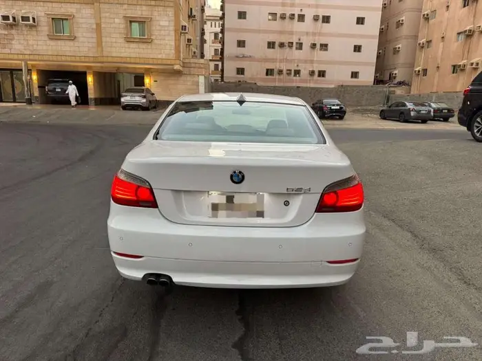 بي ام 523 i موديل 2008 فل كامل 6 سلندر تنفس طبيعي بصمة 2