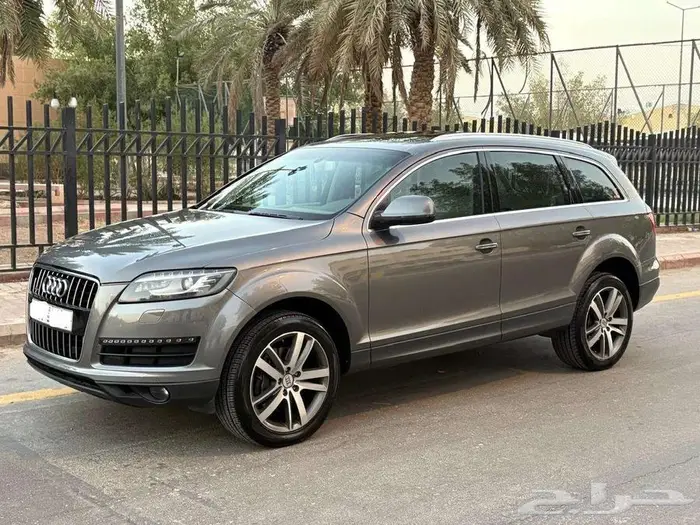 للبيع اودي 2010-Q7 3