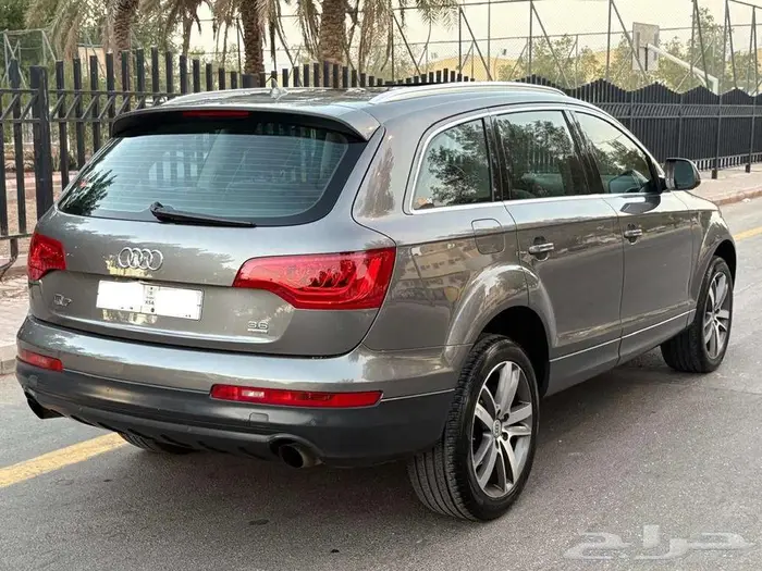 للبيع اودي 2010-Q7 4