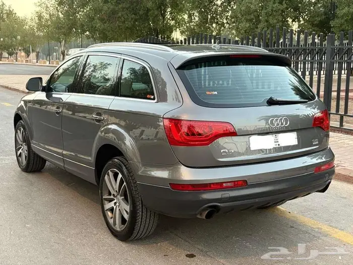 للبيع اودي 2010-Q7 5