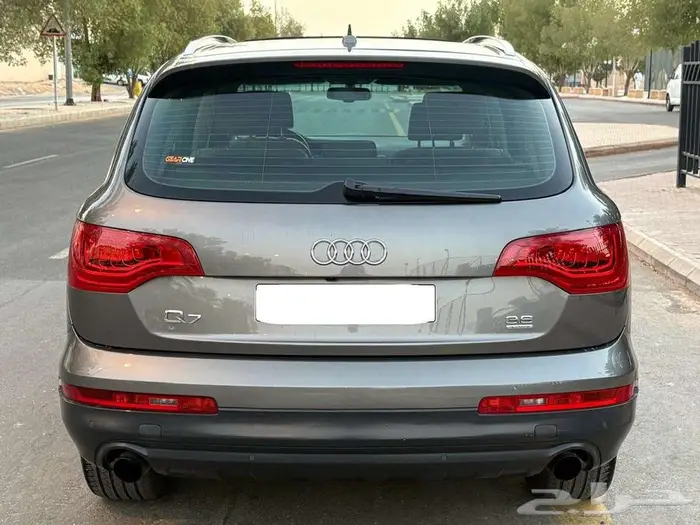 للبيع اودي 2010-Q7 12