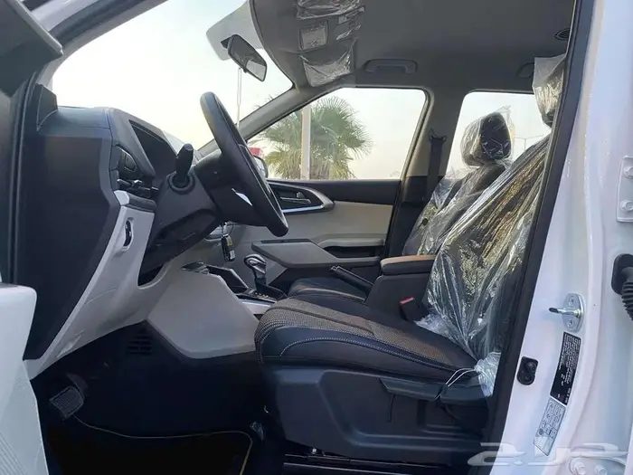 ارخص سيارة عائلية 7 مقاعد كيا - كارينز - نص فل - 2025 3