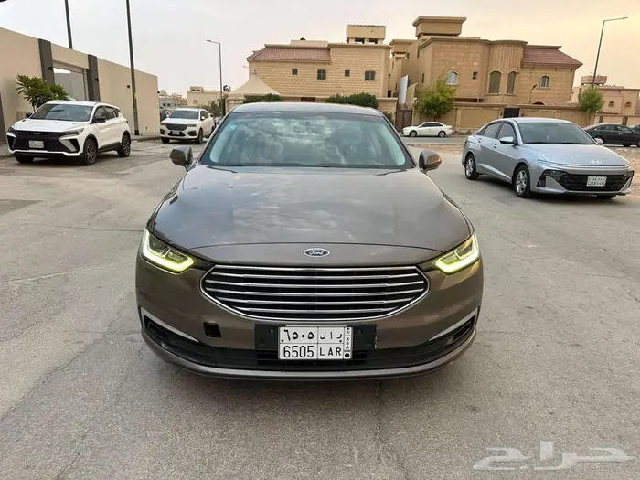 2022 Ford Taurus with EcoBoost option for sale (1st owner) 2