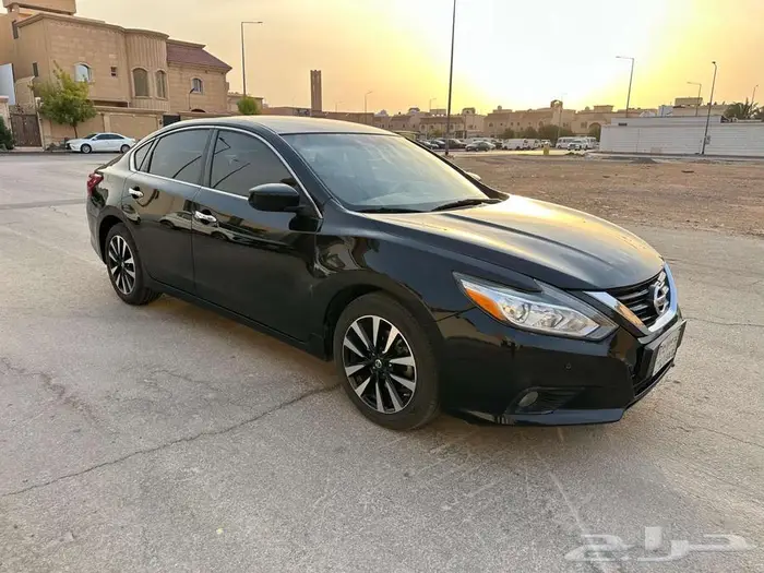2018 Nissan Altima mid option for urgent sales 3