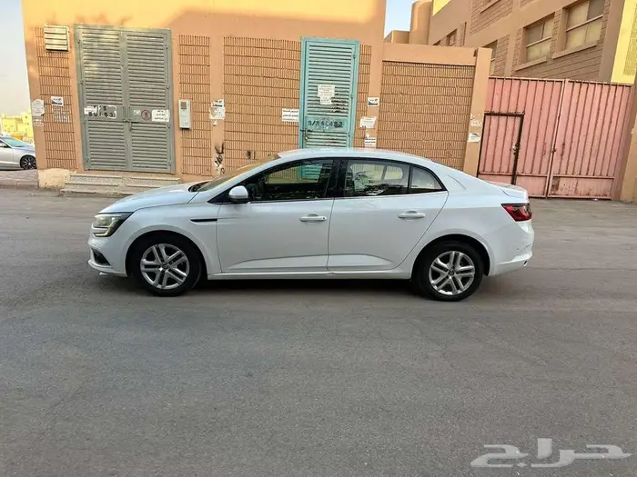 2021 Renault Megane 1st owner n accident free car for sales 8