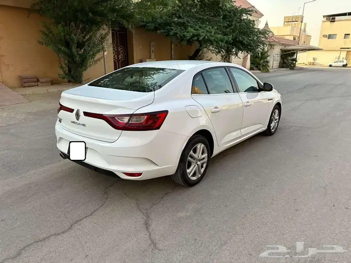 2021 Renault Megane 1st owner n accident free car for sales 3