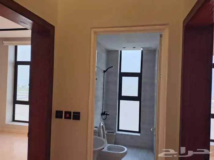 شقة للايجار مطلة على بحر ثروة الراكة. Apartment for rent 4