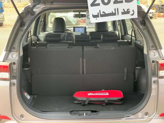 تويوتا فيلوز 2025 GLX. 8