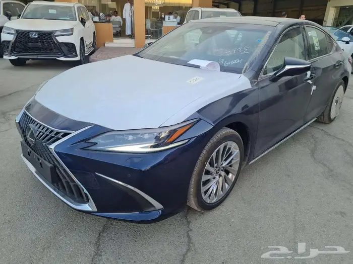 لكزس ES350 DD بنزين 2025 - عروض الأقساط 0
