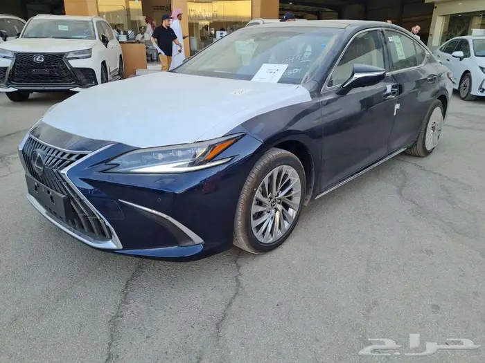 لكزس ES350 DD بنزين 2025 - عروض الأقساط 24