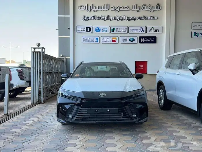تويوتا كامري 2025 ستاندر سعودي بنزين اسود كاش واقساط 0