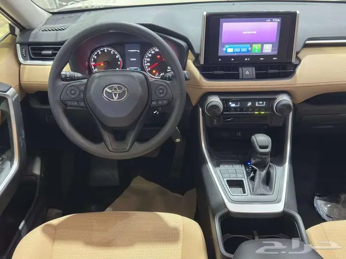 تويوتا راف فور LE بنزين دفع رباعي 2025 6