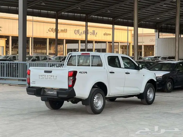 ايسوزو D MAX غمارتين دبل 2026 زجاج كهرباء بريمي كاش واقساط 4