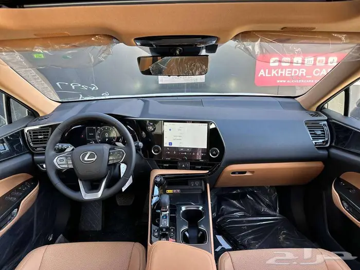 لكزس NX 350 بنزين فئة AA موديل 2025 لدى شركة الخضر 11