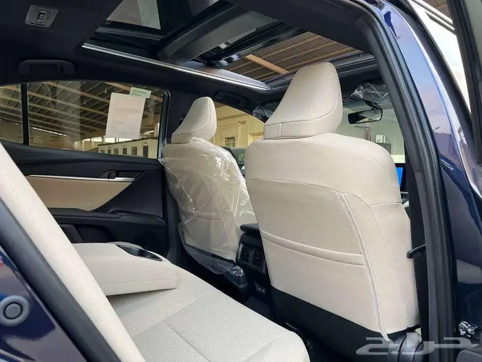 تويوتا كامري LE هايبرد 2025 متاح اقساط و كاش 6