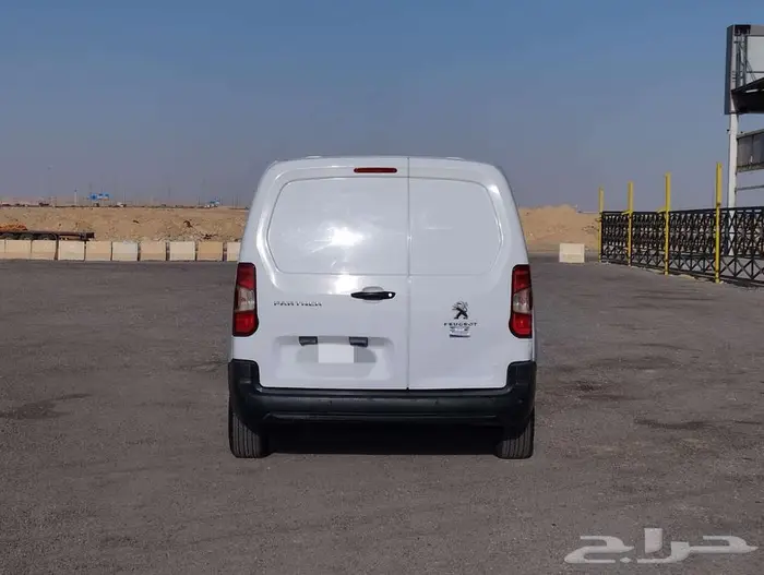 بيجو بارتنر 2023 3