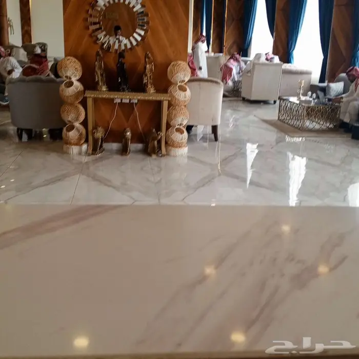 كشك عود وعطور للاجار في فندق انوفا 3
