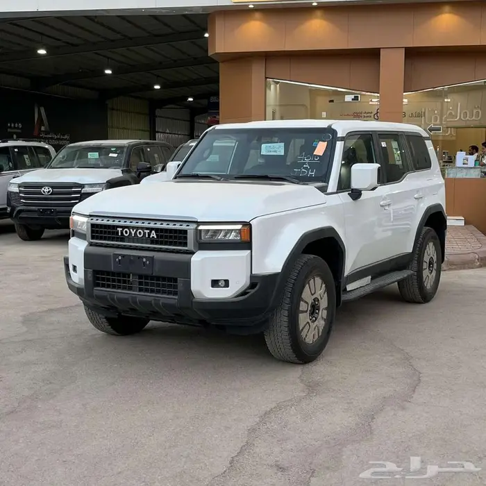 تويوتا برادو 2025 3