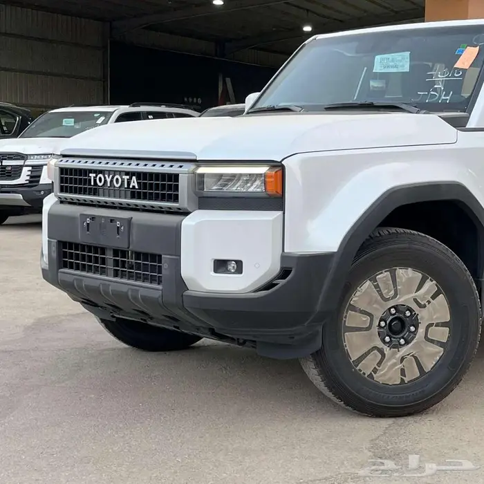 تويوتا برادو 2025 1