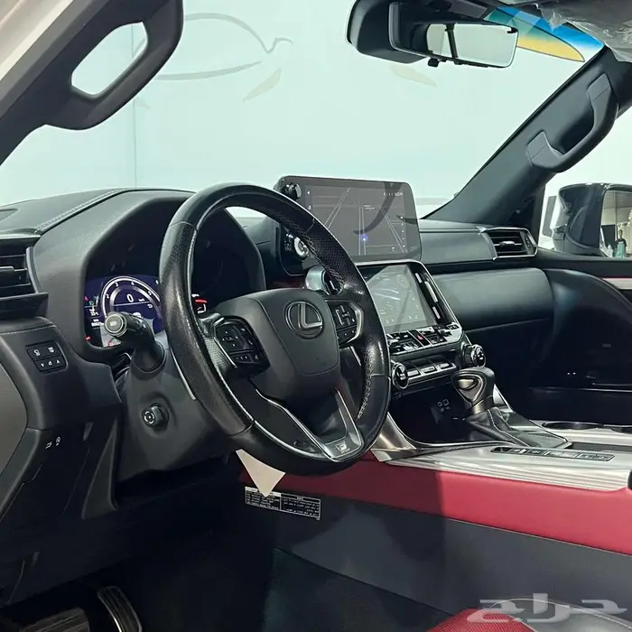 لكزس LX600 F-SPORT دبل بنزين تماتيك 2024 ممشى 80 الف 8
