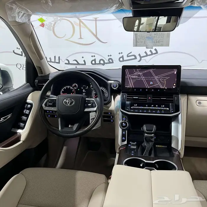 لاندكروزر GXR رقم 5 بنزين سعودي 2024 ممشى 5 الف 7