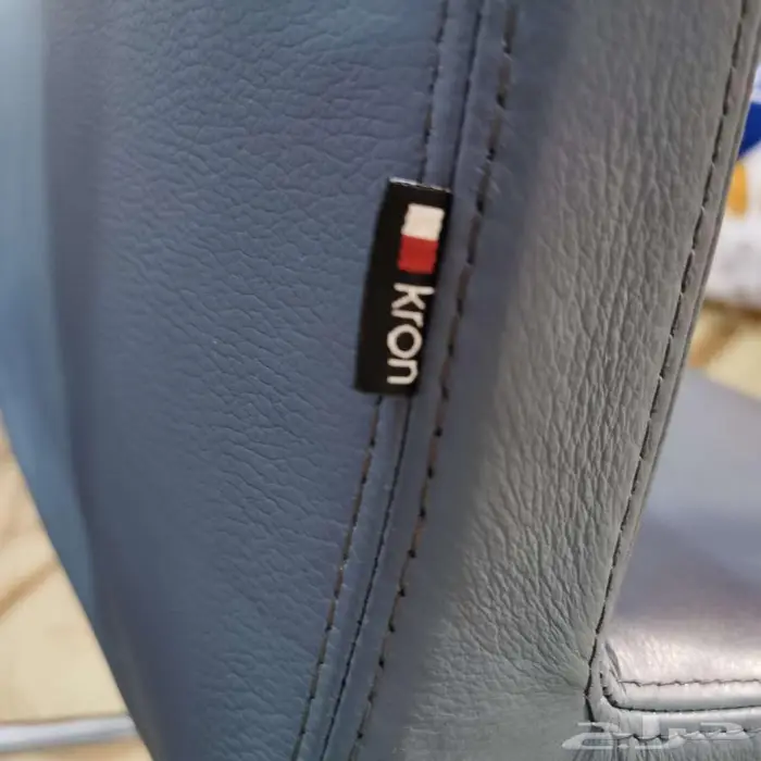 كرسي مكتبي جلد 3