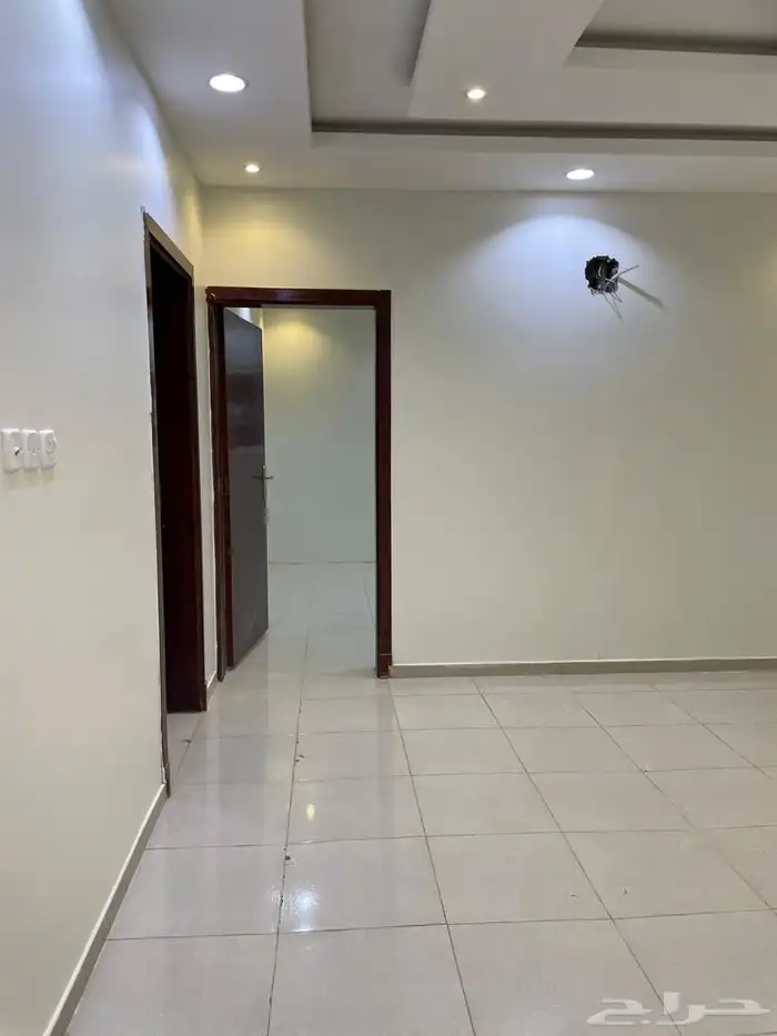 شقة للايجار بشرورة 1