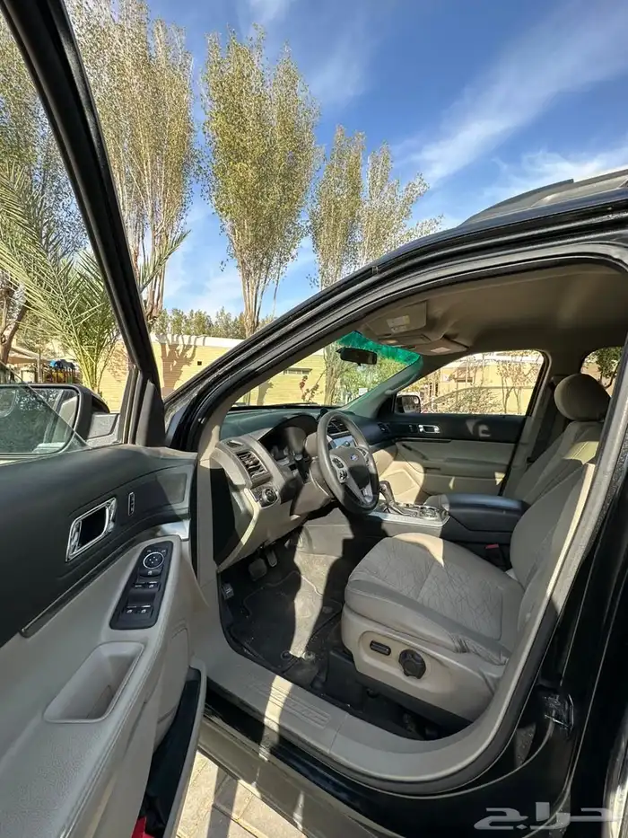 Ford Explorer 2015 in excellent condition for sale 8