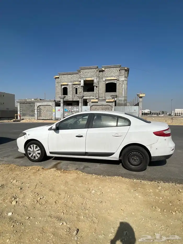 رينو للبيع تشليح فقط 5