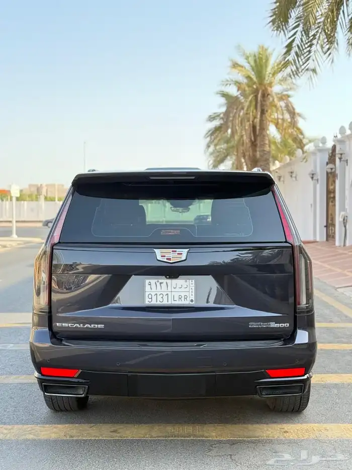 كاديلاك اسكاليد Sport 600 2023 وارد الجميح - بحالة الوكالة 4