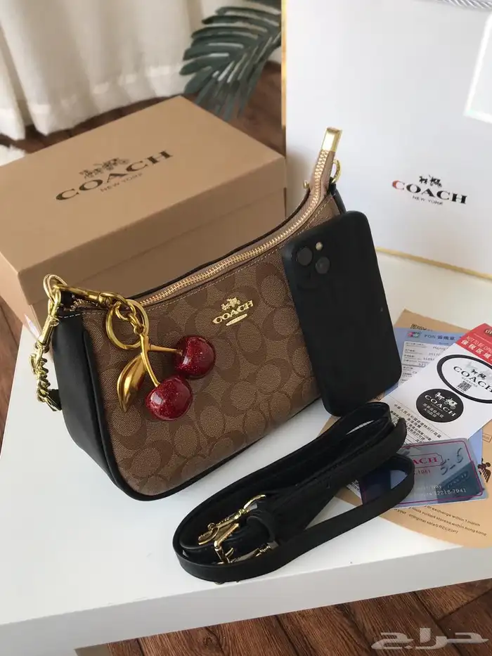 شنط ونظارات نسائية ماركات كوبي ون 51